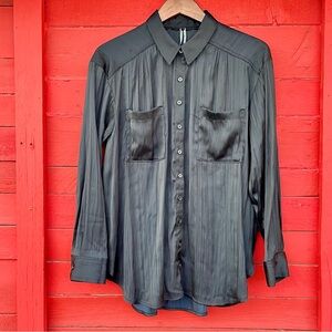 By Anthropologie petite silky soft long sleeve button down long sleeve top